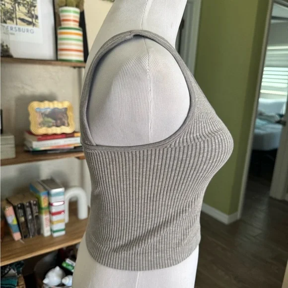 Free People Gray Ribbed Crop Tank Top - Picture 4 of 5